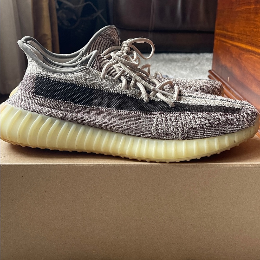 Adidas Yeezy Boost 350 V2 - Brown and Cream 14.5 - Picture 3 of 6